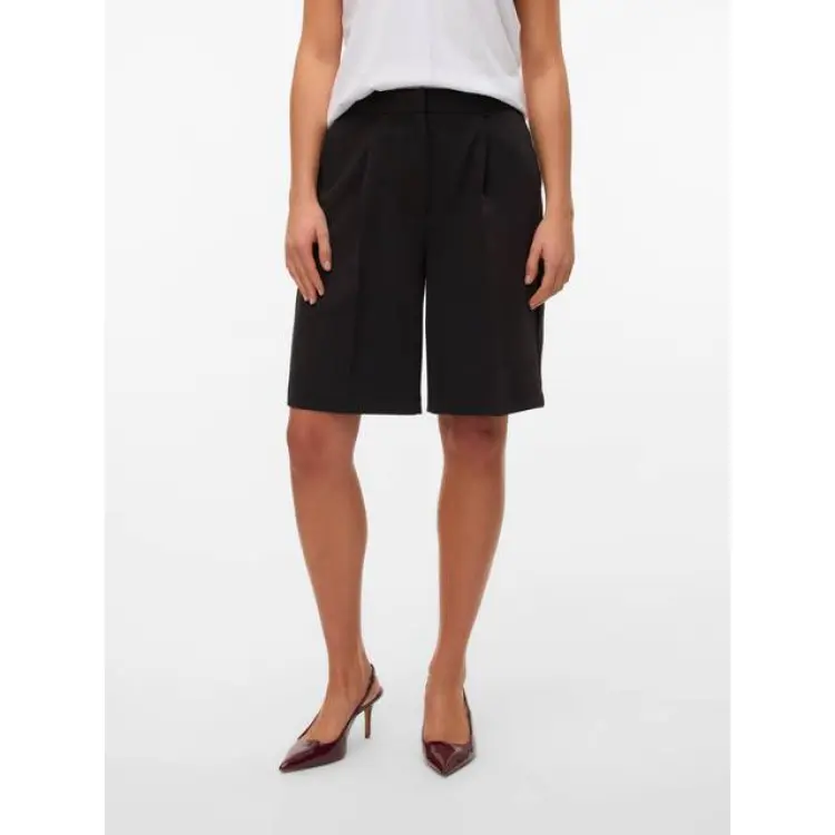 Vero Moda Vmpassi MW Knee Shorts - Black