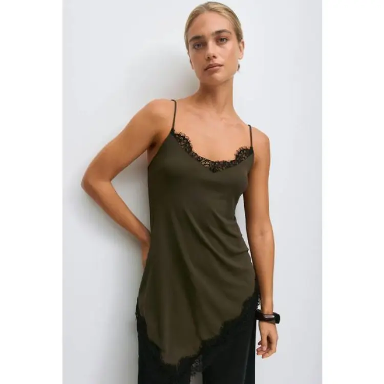 Gina Tricot Asymmetriskt Linne Med Spetskant - Brown