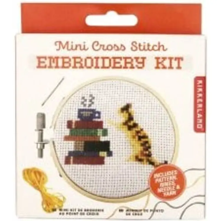 Kikkerland Broderikit Mini Korsstygn Katt och Bok